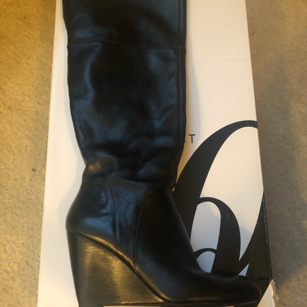 Leather wedge boot
